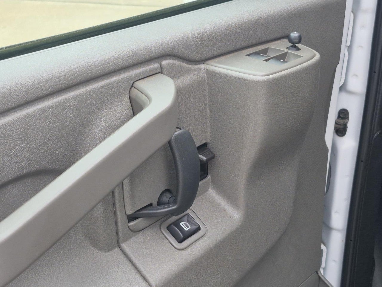 2024 GMC Savana Cargo 2500 Work Van