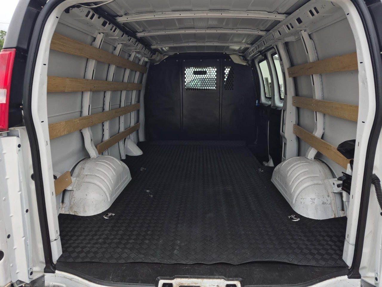 2024 GMC Savana Cargo 2500 Work Van