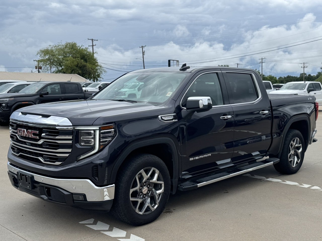 2024 GMC Sierra 1500 SLT