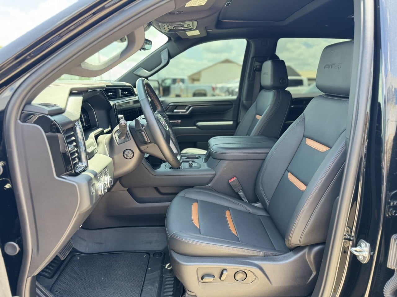 2024 GMC Sierra 1500 AT4