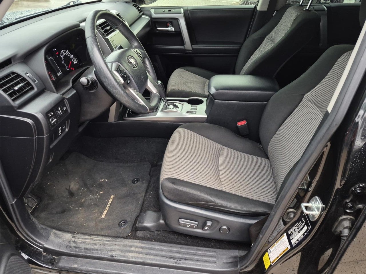 2022 Toyota 4Runner SR5