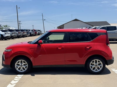 2022 Kia Soul LX
